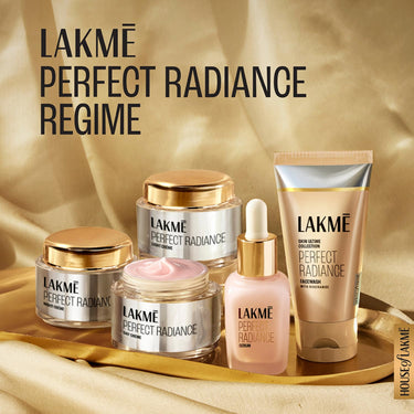 Lakme Absolute Perfect Radiance Brightening Day Cream 50 g, SPF 30, Daily Illuminating Face Moisturizer for Glowing Skin - With Glycerin & Niacinamide
